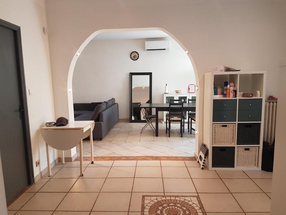 Grande Maison Avec 5 Chambres Et Jardin Avignone Esterno foto