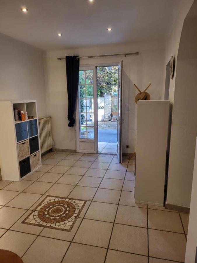 Grande Maison Avec 5 Chambres Et Jardin Avignone Esterno foto