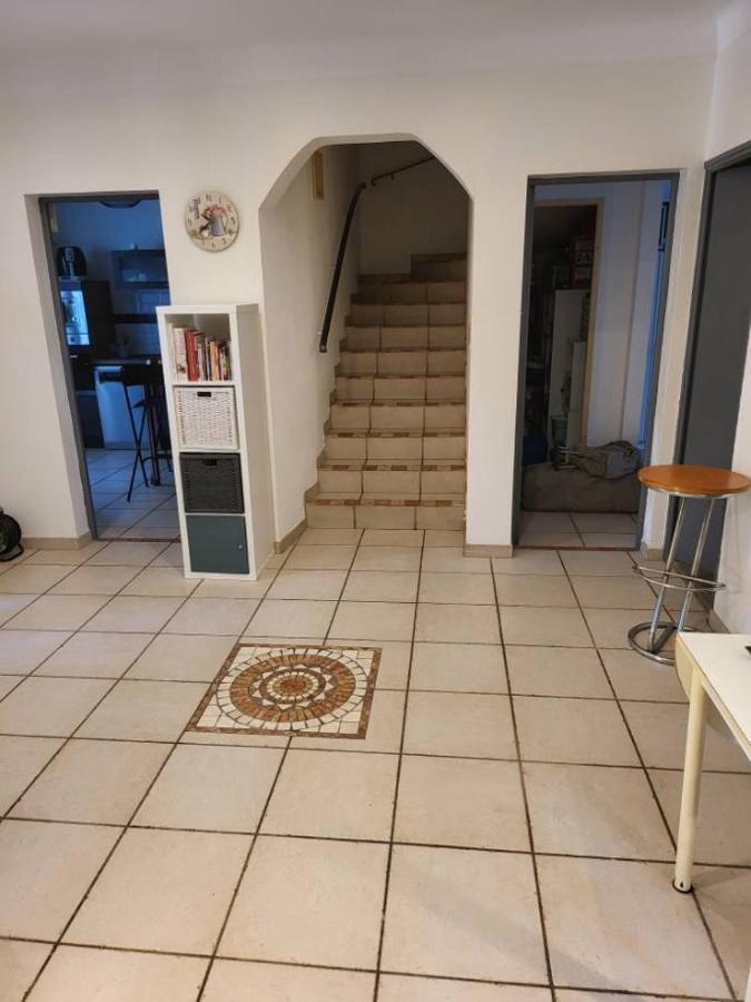 Grande Maison Avec 5 Chambres Et Jardin Avignone Esterno foto